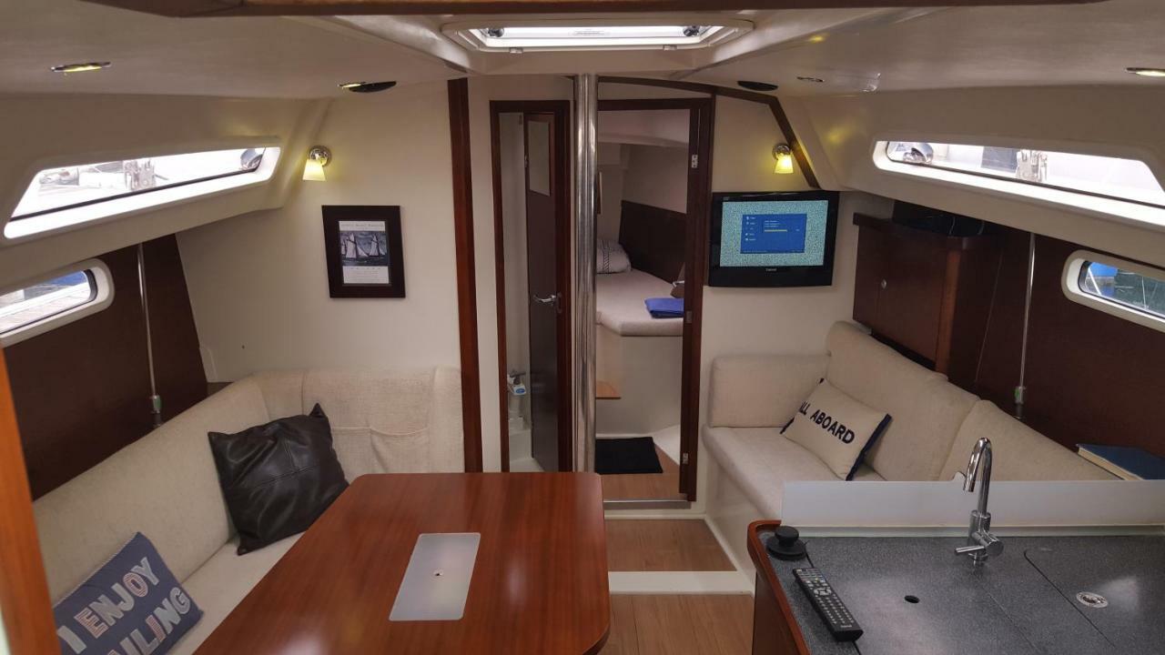 Fantastico Velero Hotel Ferrol Ngoại thất bức ảnh